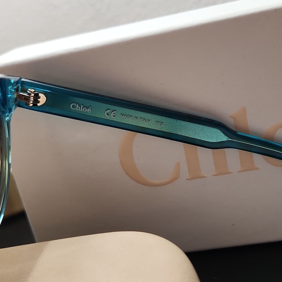 NWT never worn - Picture 3 of 4